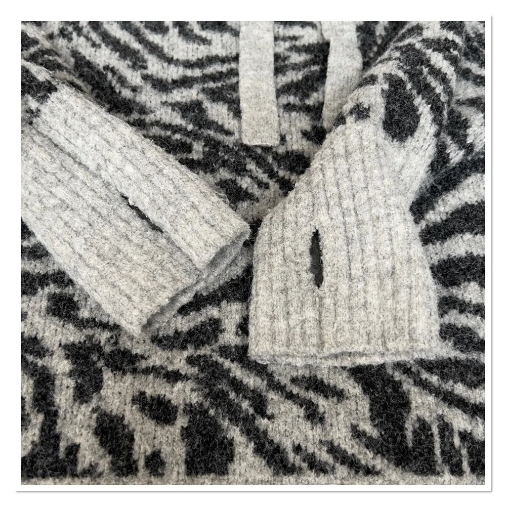 LOU & GREY Zebra Print Women's Hoodie Sweater - Picture 6 of 12